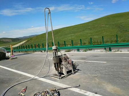 满城公路地基基础注浆加固